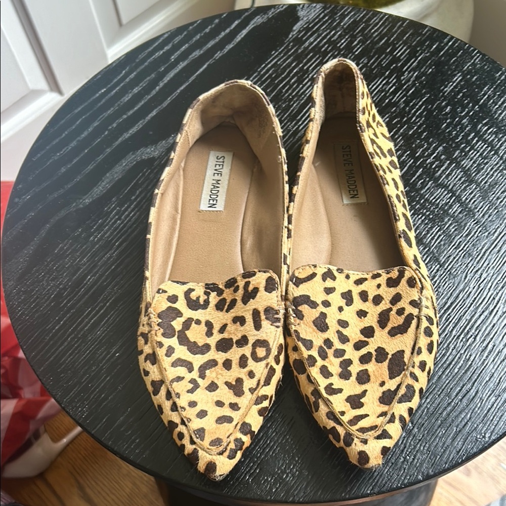 Steve Madden Brown Tan Leopard Print Flats